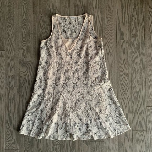 Beautiful Club Monaco Dress🎉💕 - Picture 1 of 6